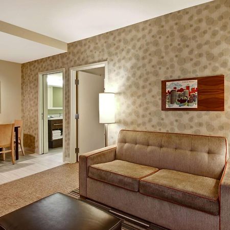 Home2 Suites By Hilton West Эдмонтон Экстерьер фото