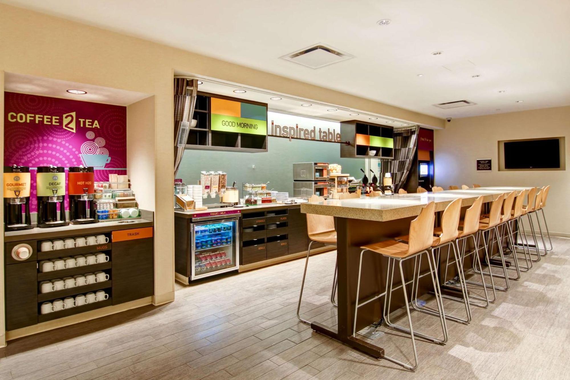 Home2 Suites By Hilton West Эдмонтон Экстерьер фото