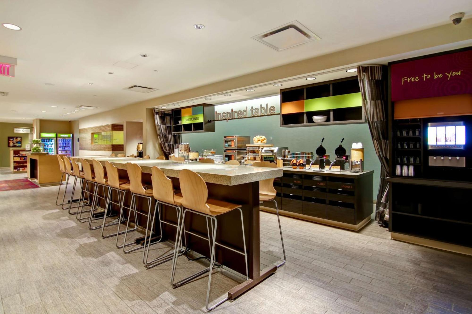 Home2 Suites By Hilton West Эдмонтон Экстерьер фото